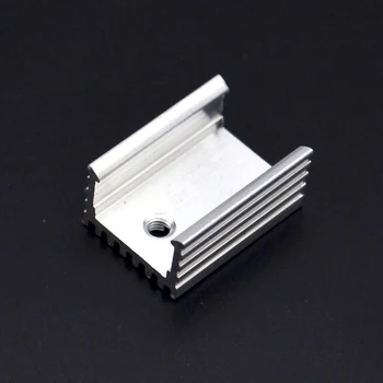 100st kylflänsen 15*10*20MM (silver) av hög kvalitet radiator enkel TILL-220-transistorn och andra särskilda