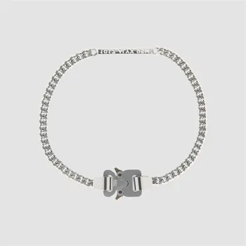 1017-ALYX-9SM Spänne Halsband Män Kvinnor Golden White ALYX Halsband Genombrutna Bokstäver Moment 1:1 Hög Kvalitet ALYX Halsband