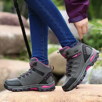 2020 Män Kvinnor Skor Vandring Hösten Äkta Läder Av Hög Kvalitet Boots Offentlig Walking Skor Mountain Sport Klättring Boot
