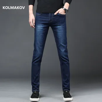 2020 Nya Ankomst Män är Denim Jeans Straight Full Längd Byxor med Hög Elasticitet Slim Byxor Man Mode Mitten av midjan Jeans män