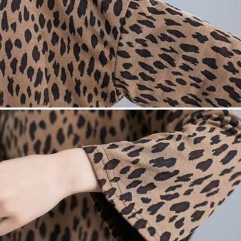 2020 Vårens Mode Lång Ärm Kvinnor T-Shirt Plus Size Vintage Leopard Print T-Shirt I Oversize Bomull Länge Split Loose Tee Shirt