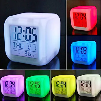 7 Färg-LCD Display Ändra Ljus LED Digital Väckarklocka Lysande Kuben Klockan Termometer Hem Bord Inredning Drop Shipping