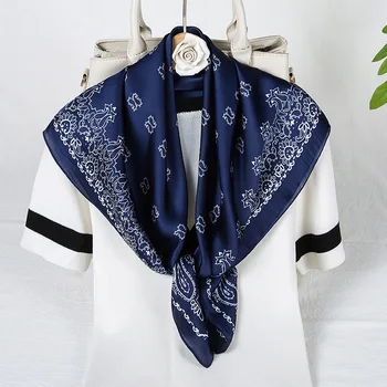 70*70 cm Paisley Ut Bandana för Huvud Kvinnor Scarf För Hår Mode Silk Satin Hijab Scarfs Kvinnliga Square Pannband Näsduk 2020
