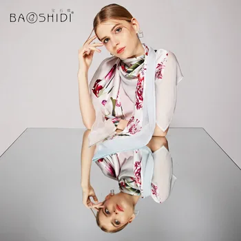 [BAOSHIDI] Siden Lyx varumärke dubbla lager satin plus chiffong kvinnor scarf 2017 sommar mode Triangel sjal senaste design