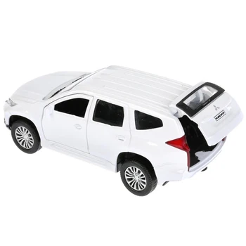 Bil metall Mitsubishi Pajero Sport, färg vit, 12 cm, tröghet, öppna dörrar Gåvor Hobby Barn Barn Födelsedag Leksaker för barn
