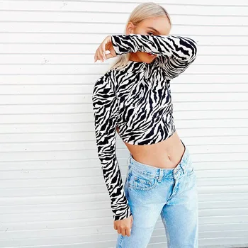 CNYISHE 2020 Backless Leopard Sexig Tees T-shirts Kvinnor Toppar Mode O-neck Lace Gröda Toppar Blusas Kvinnliga Streetwear Sexiga Toppar