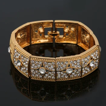 Fani Mode Afrikanska Pärlor Smycken Ställer Helt nigerianska brud pärla kristall smycken som kvinnor Bröllop Smycken Set kunden design