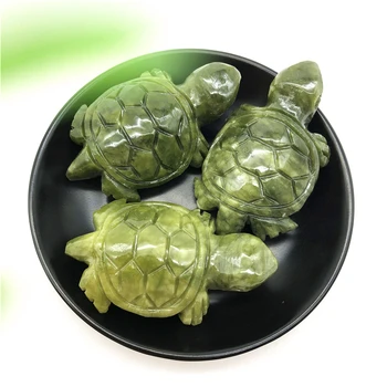 Härlig 1ST Naturliga Handgjorda Ristade Xiuyan Jade Sköldpadda Polerad Grön Jade Crystal Turtle Gåvor Naturlig Kvarts Kristaller