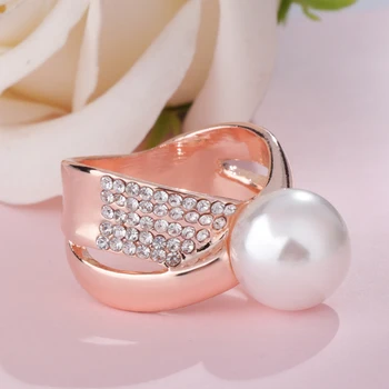 Kinel Vita Pärlor Ring För Kvinnor Mode Design Och Rose Gold-Bana Inställning Crystal Cocktail Ringar Uttalande Vintage Smycken Gåva
