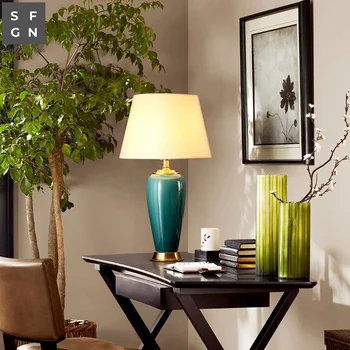 Koppar bordslampa Amerikansk stil för vardagsrum Jingdezhen keramiska lampan lyxiga sovrum sänglampa inredda led-lampor
