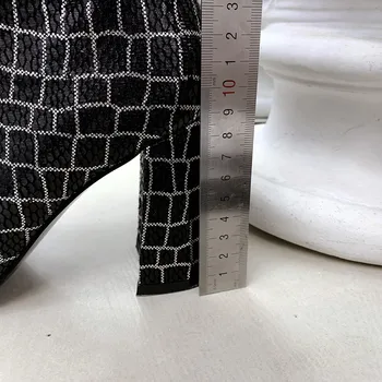 Kvinnor Dragkedja Tossor Snake Print Vrist Stövlar Fyrkantig klack Mode Spetsig tå Damer Sexig sko 2019 Nya Chelsea Korta Boot Mujer