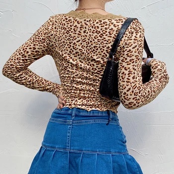 Leopard Tryckt Kvinnors y2k Tees och Toppar koreansk Stil Harajuku Lace Lapptäcke Shirts Mode Estetiska 90-talet Toppar 2020 Cuteandpsycho