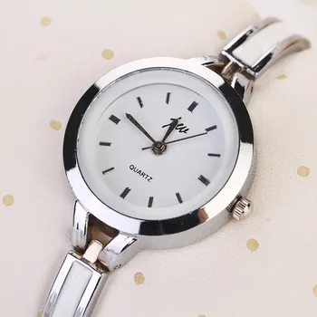 Lyx Relojes Para Mujer 2021 Ny Kvinnors armband Armband Tabell koreansk Version av Summer Burst Dam Klockor