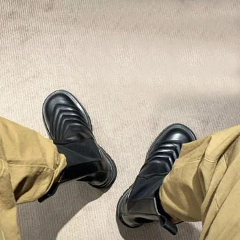 Mc Stövlar Svarta Chelsea-Boots Elastiskt Band Skor Split Pu Läder Boots Kvinnor Rund Tå Vågmönster Platt-Plattform