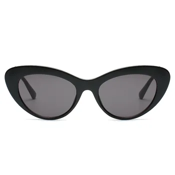 Mode 2020 Cat Eye Solglasögon Kvinnor Män Diamond Frame Glasögon Personlighet Kvinnors solglasögon Streetwear Glasögon Nyanser UV400