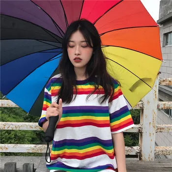 Nya Sommar Korea ulzzang Harajuku bf vinden lös rainbow stripes INS kort-sleeved T-shirt söt kvinnlig par O-Neck t-shirt
