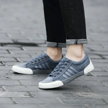 SHANTA Män Canvas Skor 2019 Mode enfärgad Män Vulkaniserat Skor Lace-upp Vita Casual Skor Män Sneakers