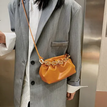 Tjock Kedja Cloud Bag för Kvinnor Mode Crossbody Väska Designern Kvinnliga Handväska Sten Mönster Axel Messenger Väskor Väska Påse