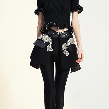TWOTWINSTYLE Streetwear Stil för Kvinnor Kjol med Hög Midja Sömnad Patchwork Asymmetrisk Kjol För Kvinnor 2020 Mode Kläder Tide