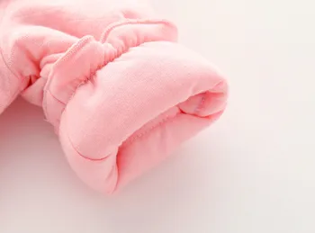 Vintern Nyfödda Baby Girl Kläder Vadderade Outwear Spets Rosett Tjockna Varm Overall Kläder Uppsättningar Flickor Body+ Hattar