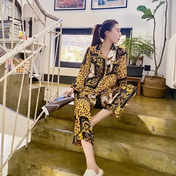 VogueMe Vår Nya Satin Kvinnor Pyjamas Set Lång Ärm Färg Tunna Avsnitt Leopard Fashion Pyjamas