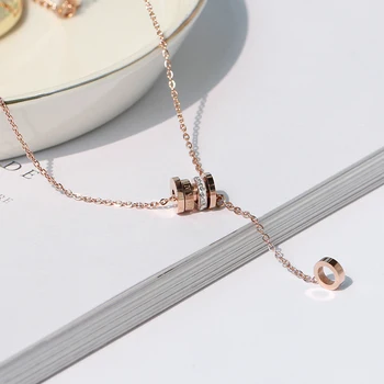 YUN RUO 2019 New Rose Gold Color Mode Romerska Crystal Kolumn Hänge Halsband Titan Stål Smycken Kvinna Födelsedag Aldrig Blekna