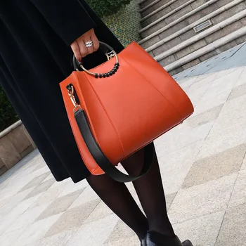 Äkta Läder Handväskor 2020 Nya Bärbara Tote Stor Kapacitet Fashion-One-shoulder Bred axelrem Väska Designer Väska