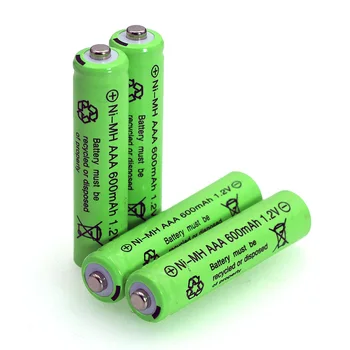 4 st 1,2 v NI-MH AAA-Batterier 600mAh Uppladdningsbart nimh-Batteri + 4st 1,2 V Ni-Mh AA 2000mAh NI-MH batteri för fjärrkontroll