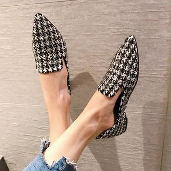 Kvinnor Flats Skor 2020 Mode Rhinestone Loafers Glida på Platta Skor Spetsig Tå Casual Kvinnliga Lägenheter Zapatos De Mujer