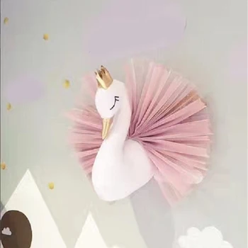 Söt 3D-Golden Crown Swan Vägg Konst Hänger Flicka Swan Docka Mjukis Djur väggdekor För barnrum Födelsedag Eller Bröllop